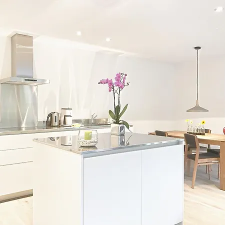 Escape 52 Boutique Apartment Ascona