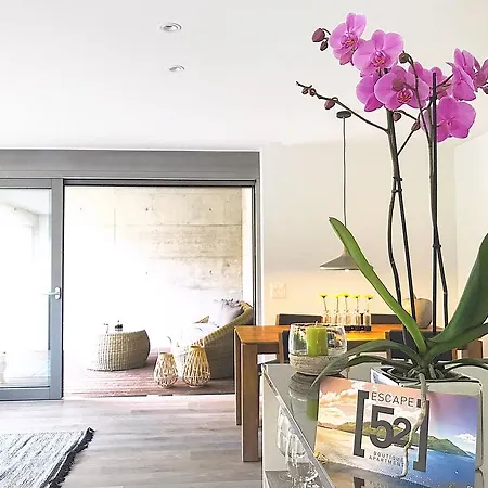 Escape 52 Boutique Apartment